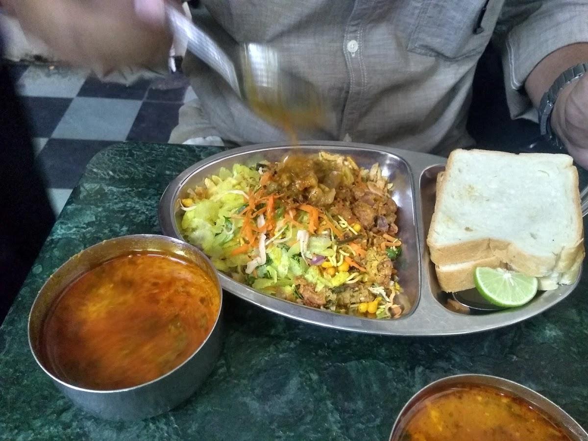 Shri Gajanan Restaurant